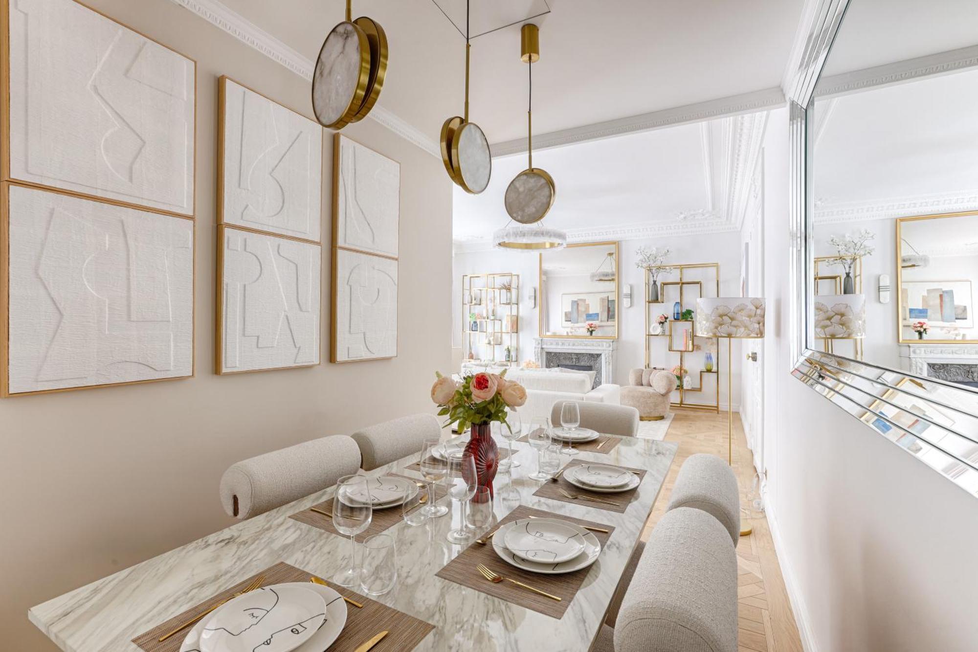 Elegant Luxury Apartment For 6 On Champs-Elysees Parigi Esterno foto