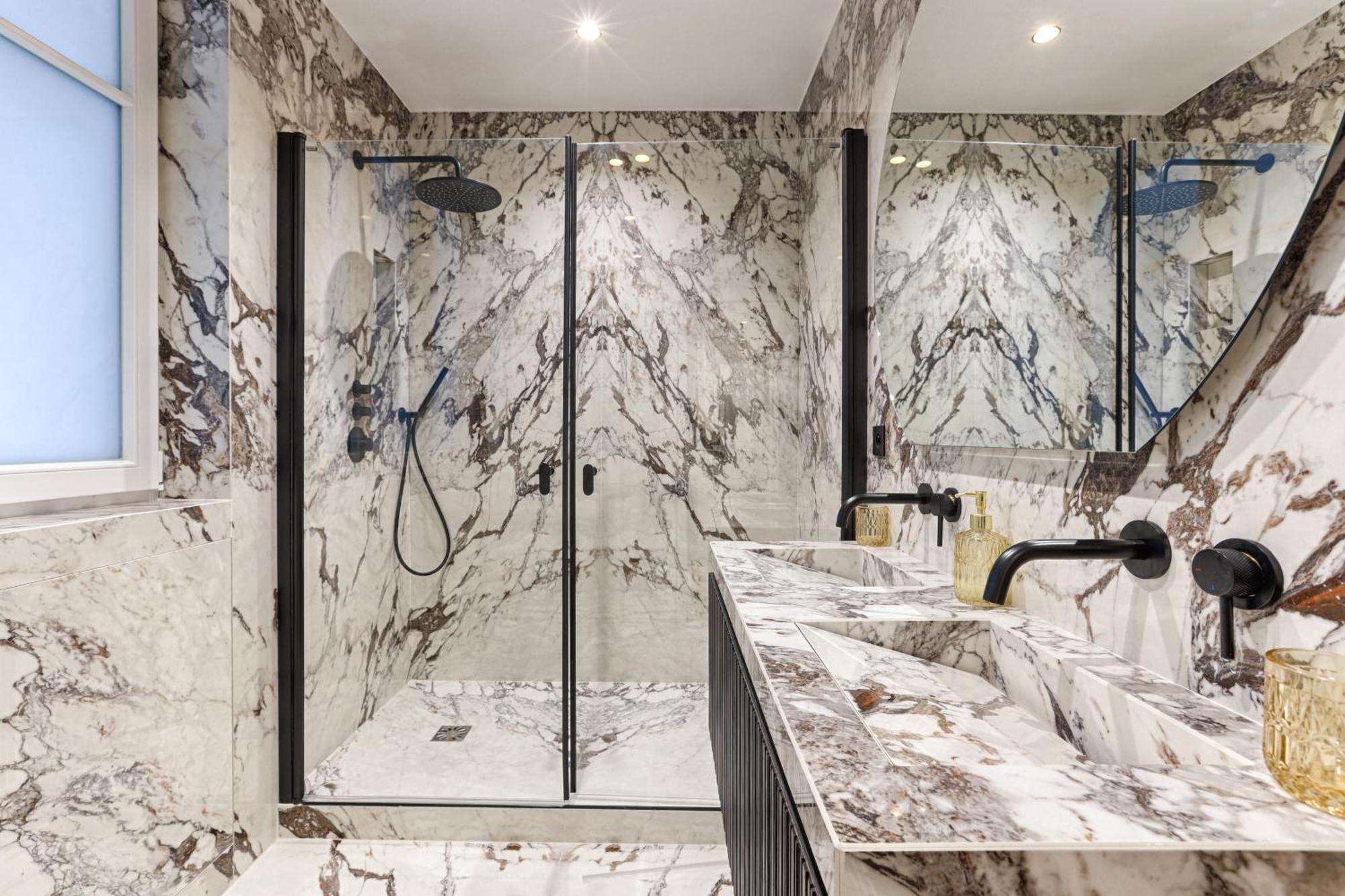 Elegant Luxury Apartment For 6 On Champs-Elysees Parigi Esterno foto