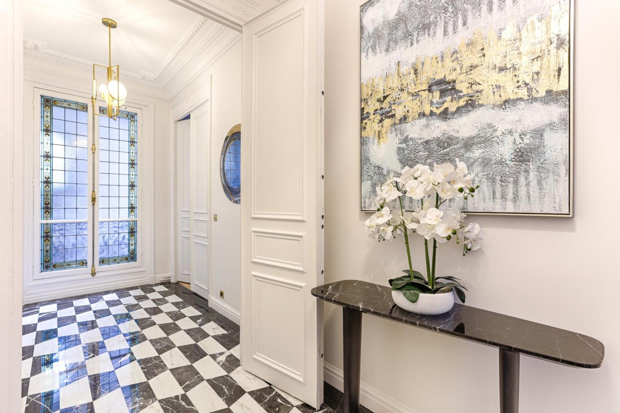 Elegant Luxury Apartment For 6 On Champs-Elysees Parigi Esterno foto